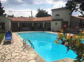 Villa pittoresque à Meschers-sur-Gironde, piscine privée